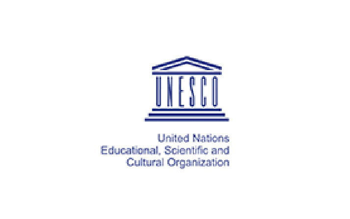 Logo 07